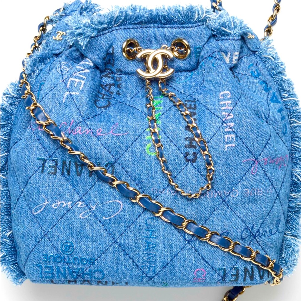 💙Chanel Bucket Bag💙
